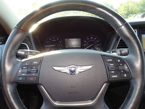 Used 2018 Genesis G80 3.8 AWD/4WD image 13