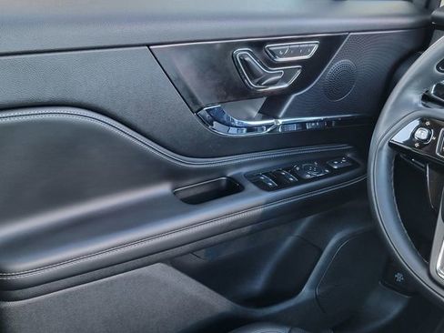 Used 2023 Lincoln Corsair Reserve w/ Equipment Group 201A image 25