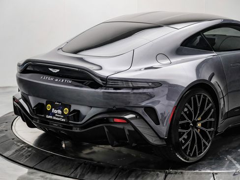Used 2023 Aston Martin V12 Vantage RWD image 22