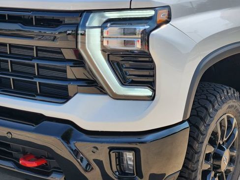 New 2026 Chevrolet Silverado 2500 LT w/ Trail Boss Package AWD/4WD image 17