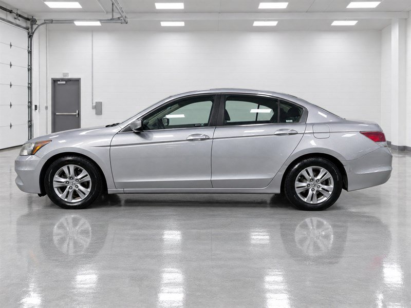 Used 2012 Honda Accord SE image 2