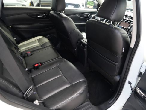 Used 2019 Nissan Rogue SL AWD/4WD image 21