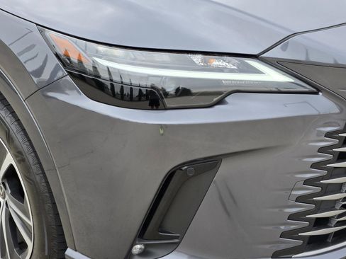 Used 2025 Lexus RX 350 Premium w/ Accessory Package (Z1) FWD image 34
