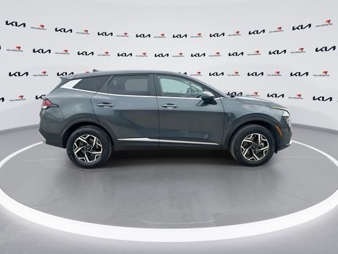 Certified 2024 Kia Sportage LX AWD/4WD image 9
