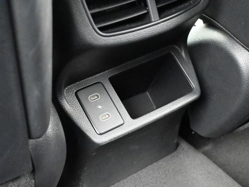 Used 2024 Kia Seltos S image 33