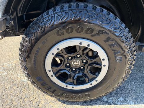 Used 2023 Ford Bronco Badlands w/ Sasquatch Package image 51