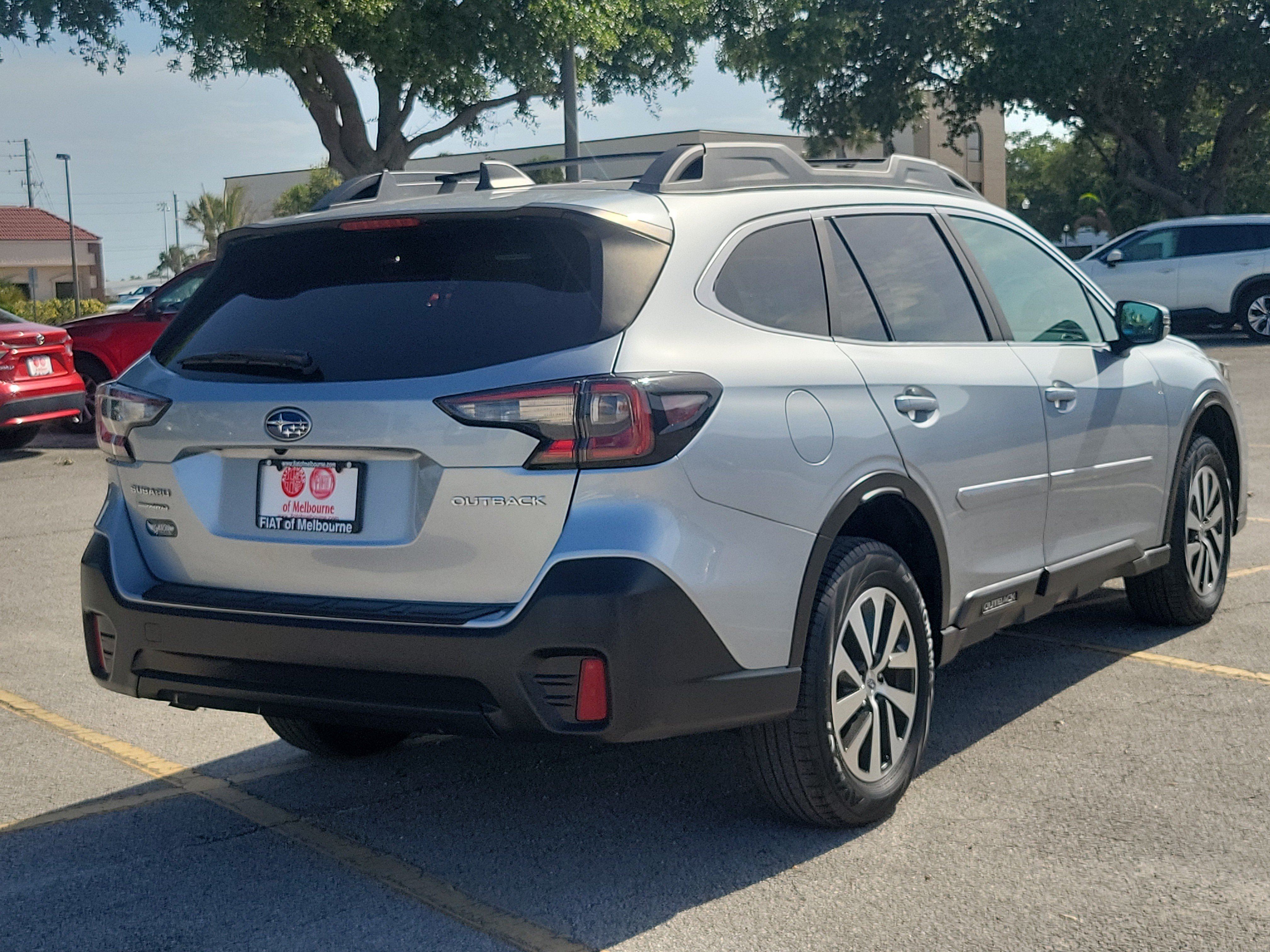 Used 2021 Subaru Outback Premium AWD/4WD image 4