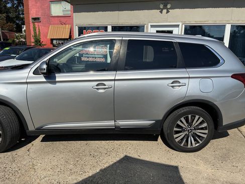 Used 2019 Mitsubishi Outlander SEL FWD image 4