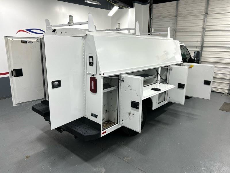 Used 2020 GMC Savana 3500 w/ Power Convenience Package RWD image 46