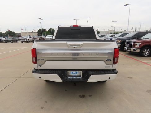 Used 2018 Ford F150 Platinum w/ Equipment Group 701A Luxury AWD/4WD image 5