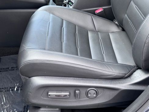 Used 2025 Honda CR-V EX-L image 28