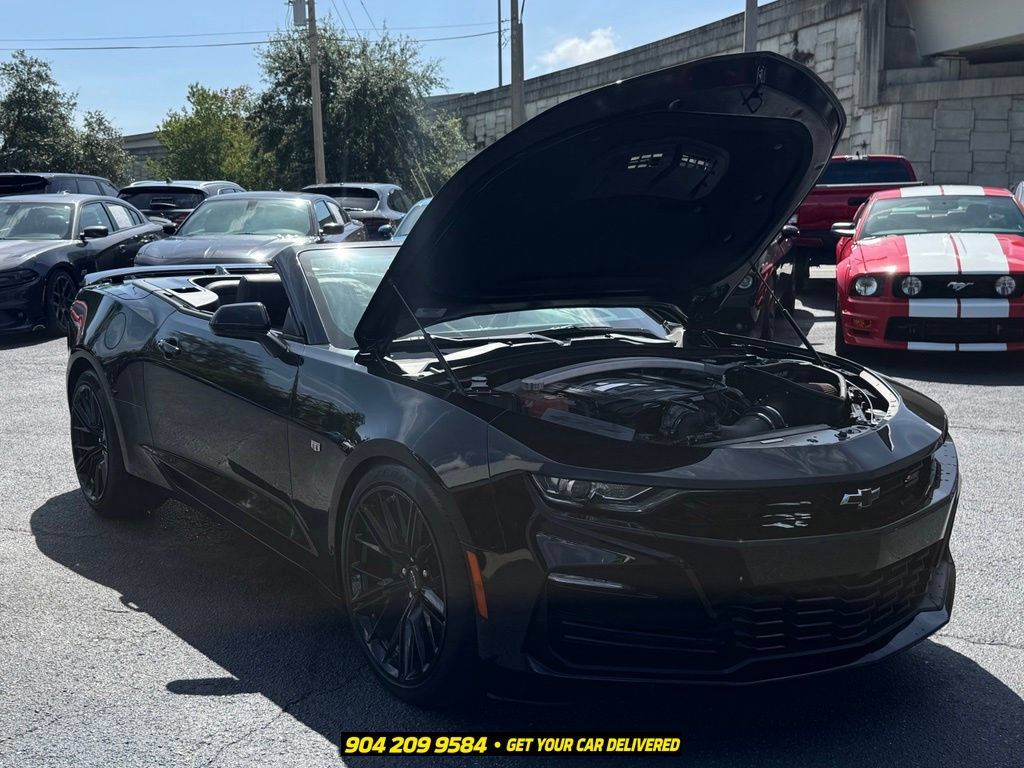 Used 2019 Chevrolet Camaro SS RWD image 33