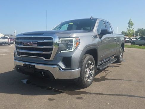 Used 2021 GMC Sierra 1500 SLE w/ X31 Off-Road Package AWD/4WD image 2