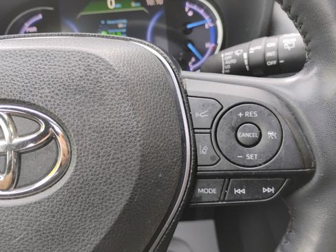 Used 2020 Toyota RAV4 XSE w/ XSE Grade Weather Package AWD/4WD image 23