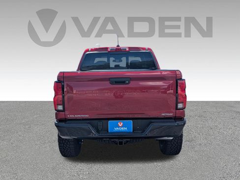 New 2026 Chevrolet Colorado ZR2 w/ Technology Package AWD/4WD image 26