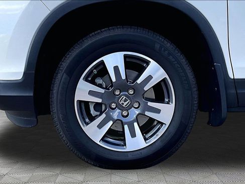 Used 2019 Honda Ridgeline RTL-E image 24