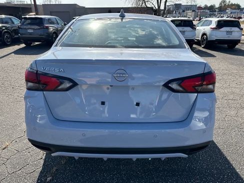 New 2025 Nissan Versa SV w/ Trunk Package FWD image 4