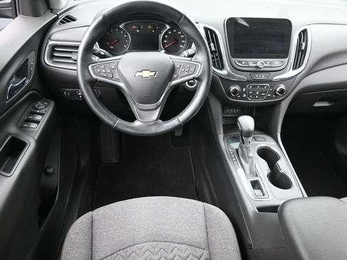Used 2023 Chevrolet Equinox LT FWD image 12
