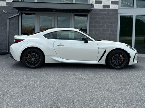 Used 2025 Subaru BRZ tS RWD image 2