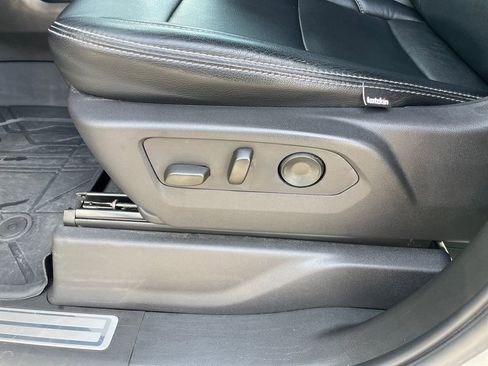 Used 2024 Chevrolet Silverado 1500 RST image 20