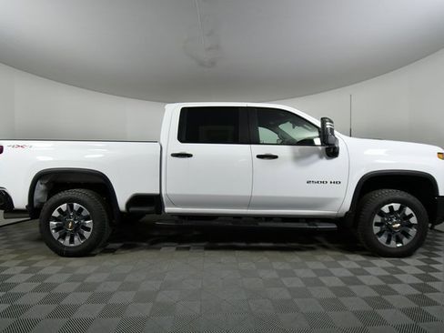 New 2024 Chevrolet Silverado 2500 Custom w/ Custom Value Package image 15