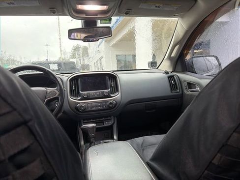 Used 2017 Chevrolet Colorado Z71 image 14