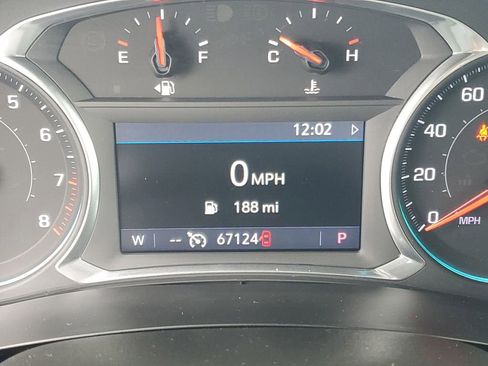 Used 2020 Chevrolet Traverse LT image 11