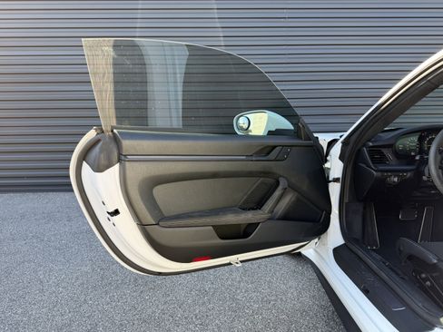 Certified 2022 Porsche 911 GT3 image 19