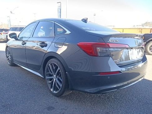 Used 2024 Honda Civic Touring image 5