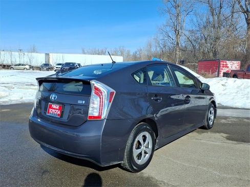 Used 2012 Toyota Prius Two image 7