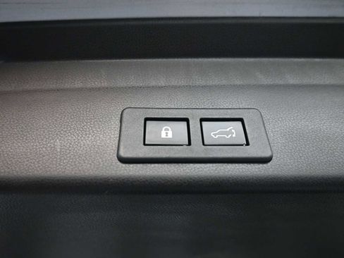 Used 2022 Subaru Ascent Premium w/ Convenience Package image 24