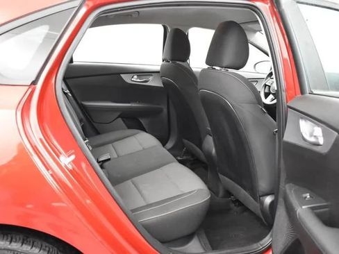 Used 2023 Kia Forte LXS FWD image 17