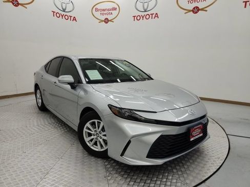 Used 2026 Toyota Camry LE FWD image 1