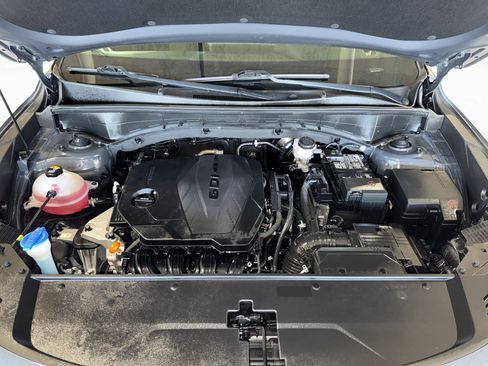 Used 2023 Kia Sorento LX image 33