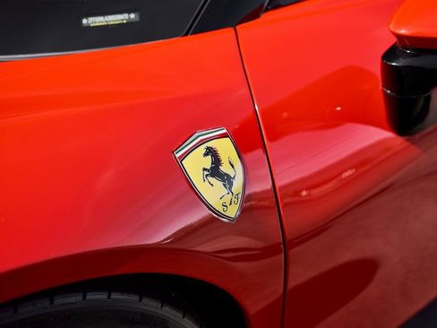 Used 2021 Ferrari SF90 Stradale AWD/4WD image 9