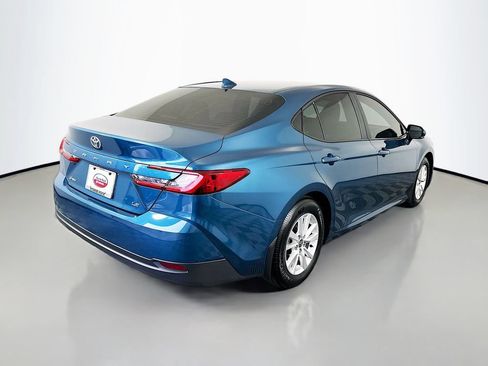 Used 2026 Toyota Camry LE FWD image 5