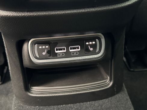 Used 2023 Alfa Romeo Stelvio Veloce image 8