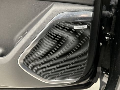 Used 2025 Buick Enclave Sport Touring w/ Power Package image 18