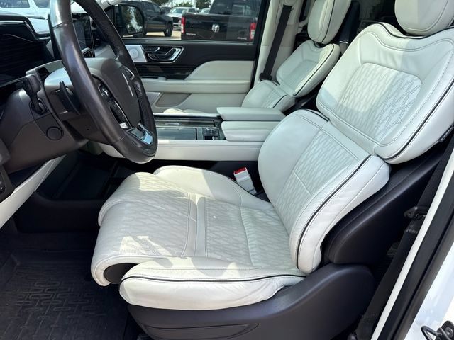 Used 2022 Lincoln Navigator Black Label AWD/4WD image 23