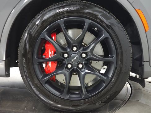 Used 2021 Dodge Durango SRT Hellcat w/ Technology Group AWD/4WD image 13
