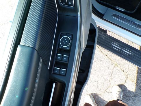 Used 2022 Ford F150 Limited AWD/4WD image 10