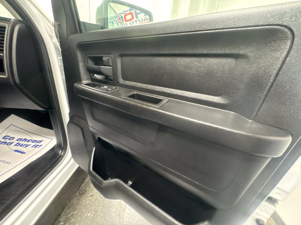 Used 2019 RAM 1500 Tradesman RWD image 16