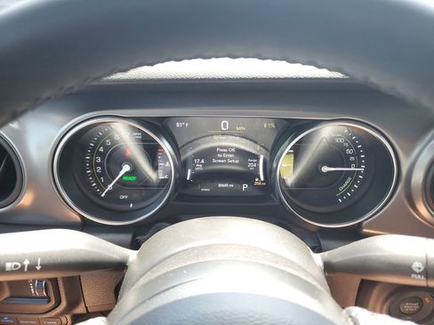 Certified 2023 Jeep Wrangler Unlimited AWD/4WD image 24