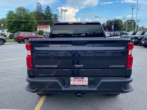 Used 2023 Chevrolet Silverado 1500 Custom AWD/4WD image 4