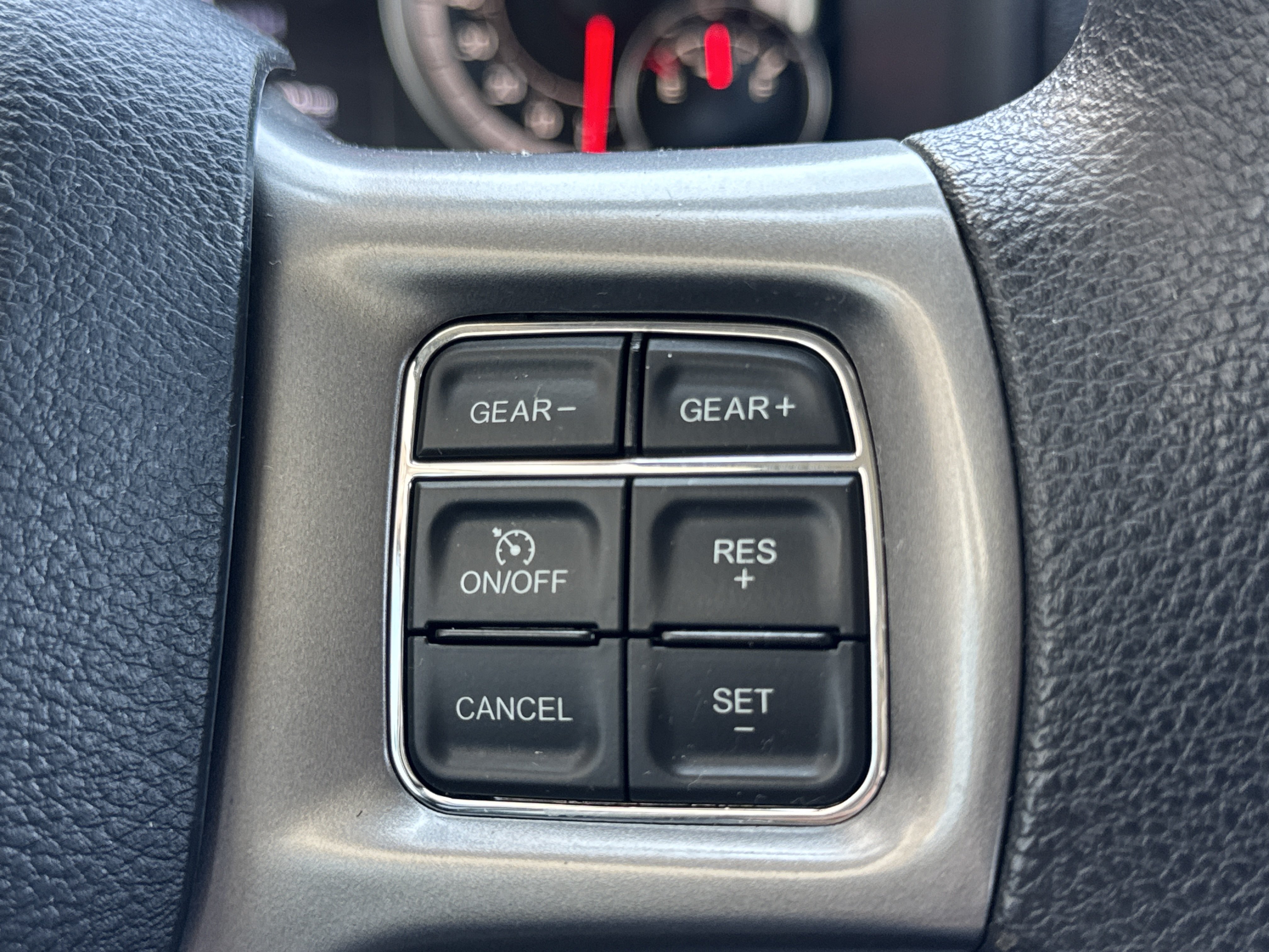 Used 2023 RAM 1500 Classic SLT w/ Trailer & Traction Group AWD/4WD image 17