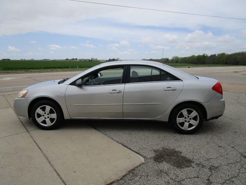 Used 2007 Pontiac G6 Sedan FWD image 2