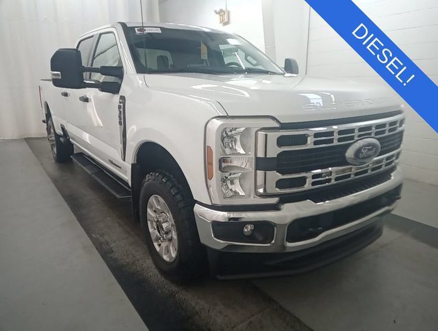 Used 2024 Ford F350 XLT AWD/4WD image 1