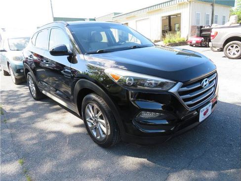 Used 2018 Hyundai Tucson SEL w/ Cargo Package AWD/4WD image 13
