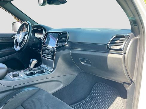 Used 2020 Jeep Grand Cherokee Trailhawk AWD/4WD image 30