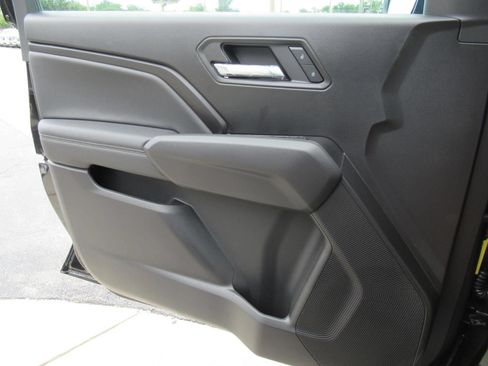 New 2026 GMC Canyon Elevation w/ Convenience Package RWD image 19